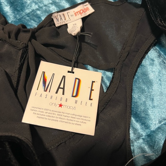 MADE for IMPULSE velvet sleeveless black top/size XS - Picture 3 of 11